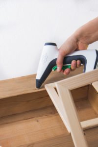 Rustikale Vitrine mit Bilderrahmen selber machen