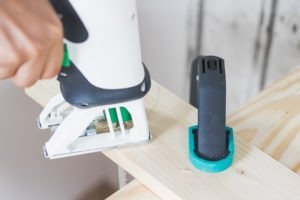 Schwebende Regalbretter DIY